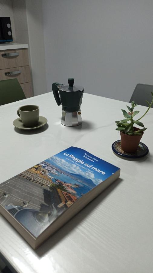 شقة Liz House Toledo نابولي المظهر الخارجي الصورة