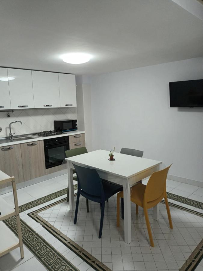 شقة Liz House Toledo نابولي المظهر الخارجي الصورة