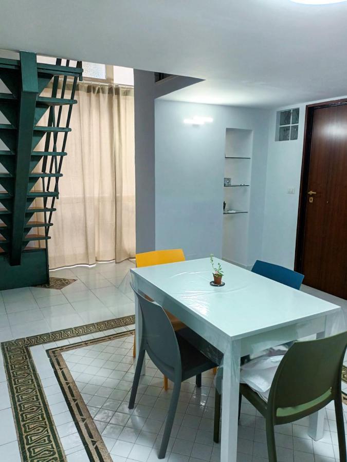 شقة Liz House Toledo نابولي المظهر الخارجي الصورة